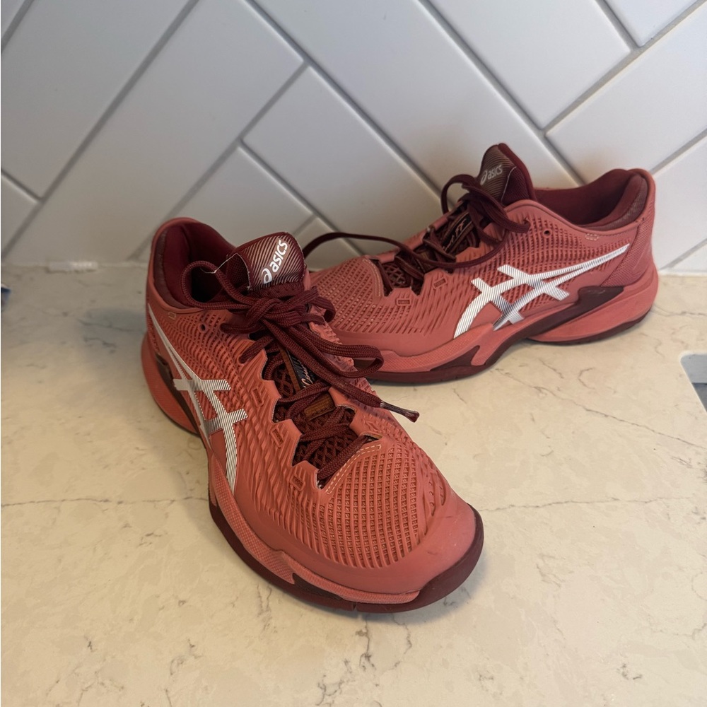 Asics Court FF3 Women's Sz 7.5 Light Granet/White Athletic Sneakers